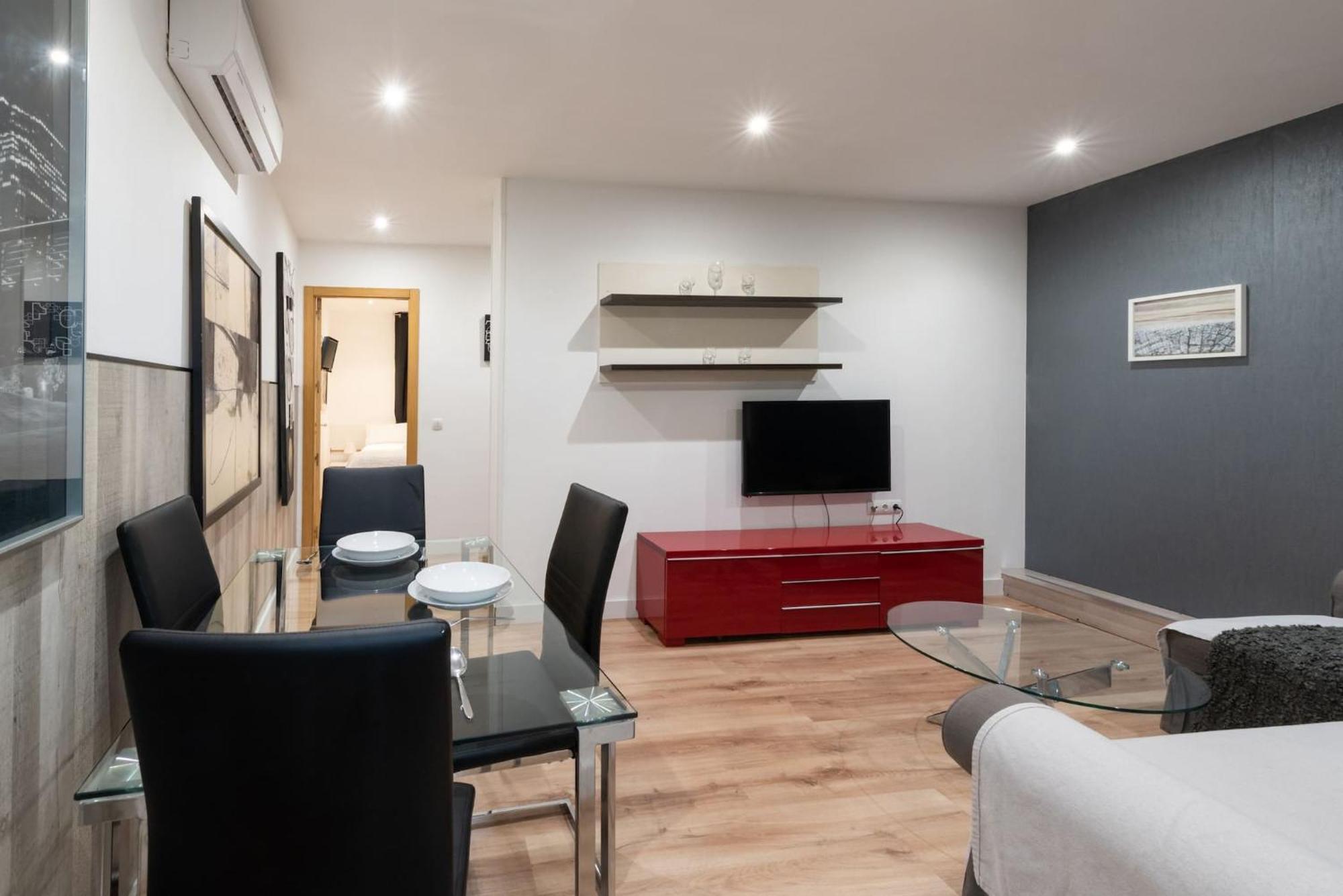 Apartamentos Day Madrid San Antonio Centro Gran Via Sol Malasana Exteriér fotografie