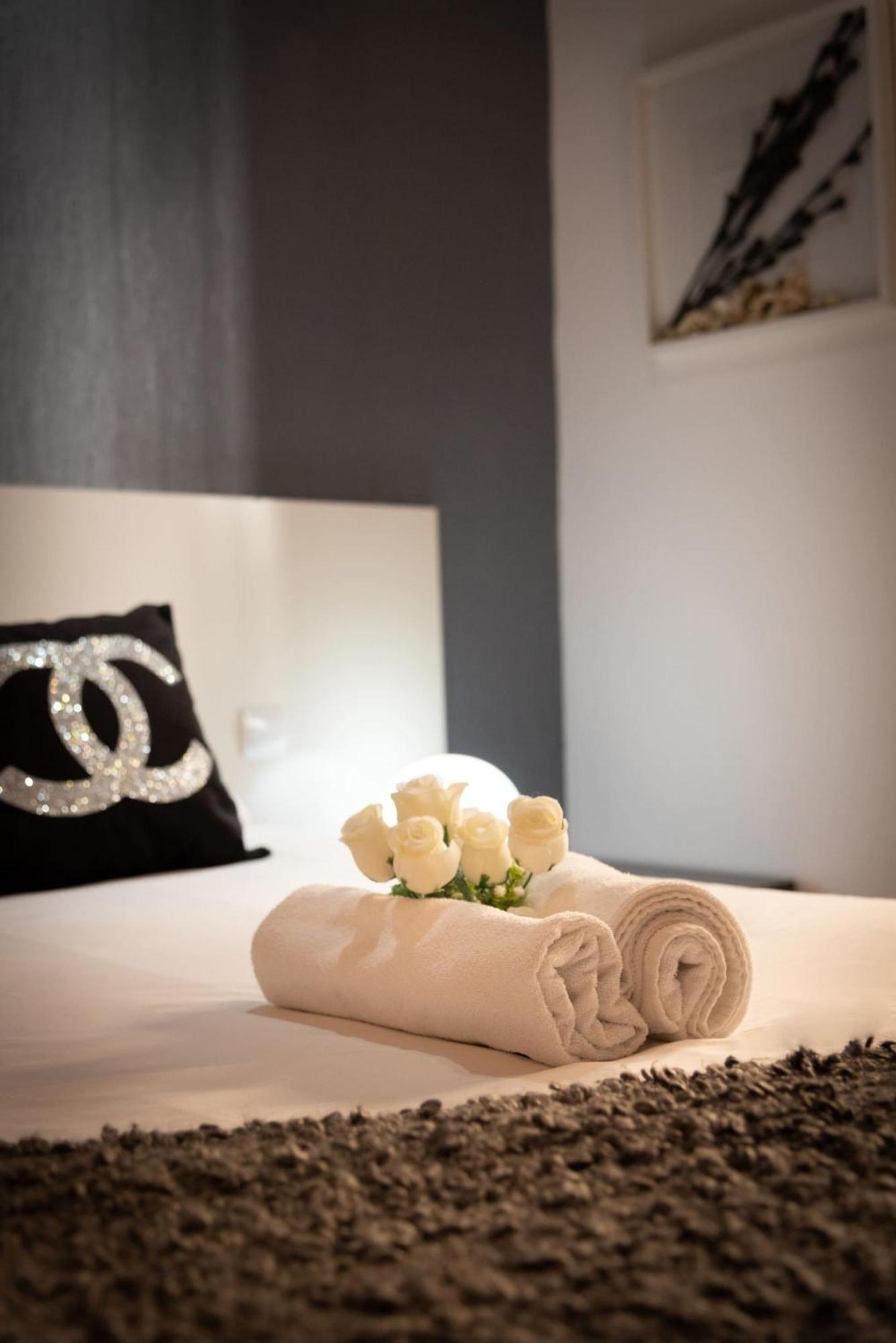 Apartamentos Day Madrid San Antonio Centro Gran Via Sol Malasana Exteriér fotografie