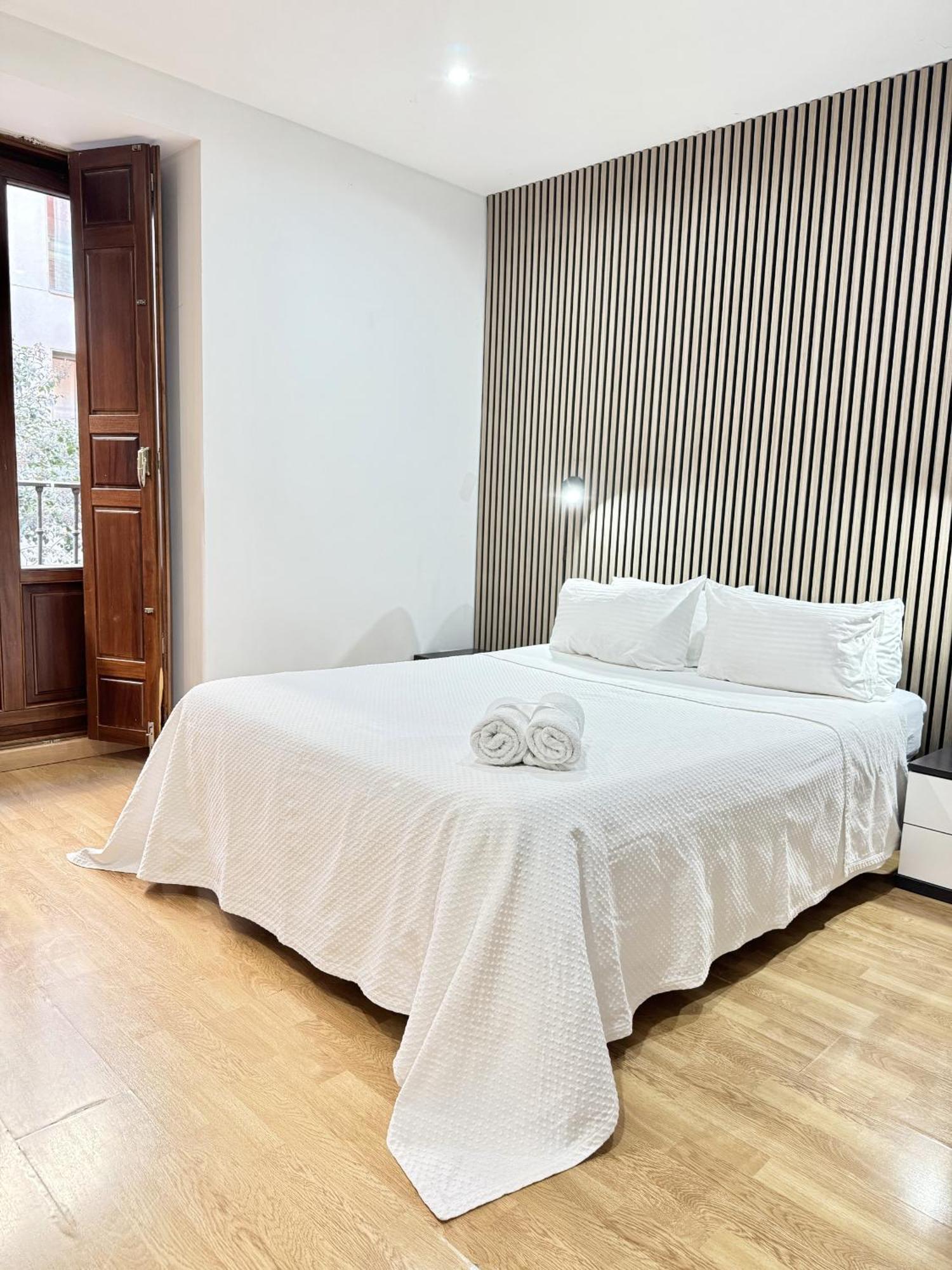 Apartamentos Day Madrid San Antonio Centro Gran Via Sol Malasana Exteriér fotografie
